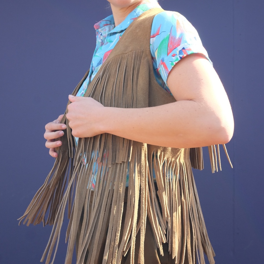 TREGOS WESTWEAR suede fringe vest